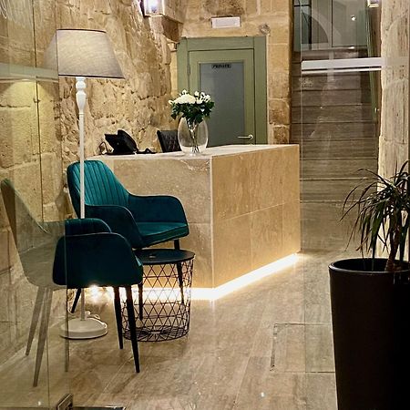 Tritoni Harbour Suites - Валетта Экстерьер фото