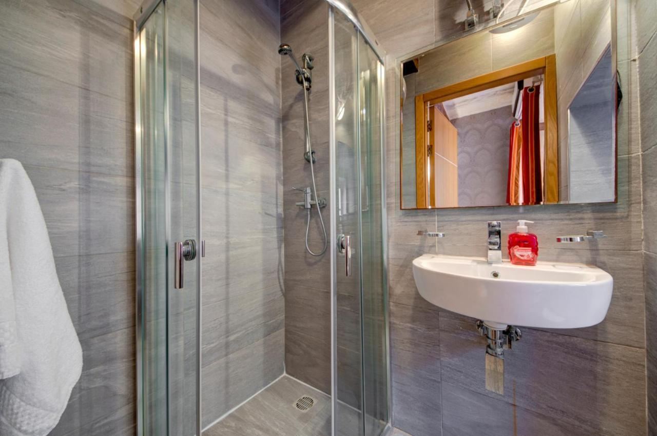 Tritoni Harbour Suites - Валетта Экстерьер фото