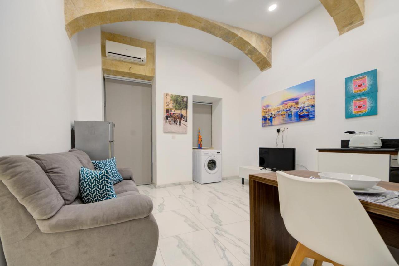 Tritoni Harbour Suites - Валетта Экстерьер фото